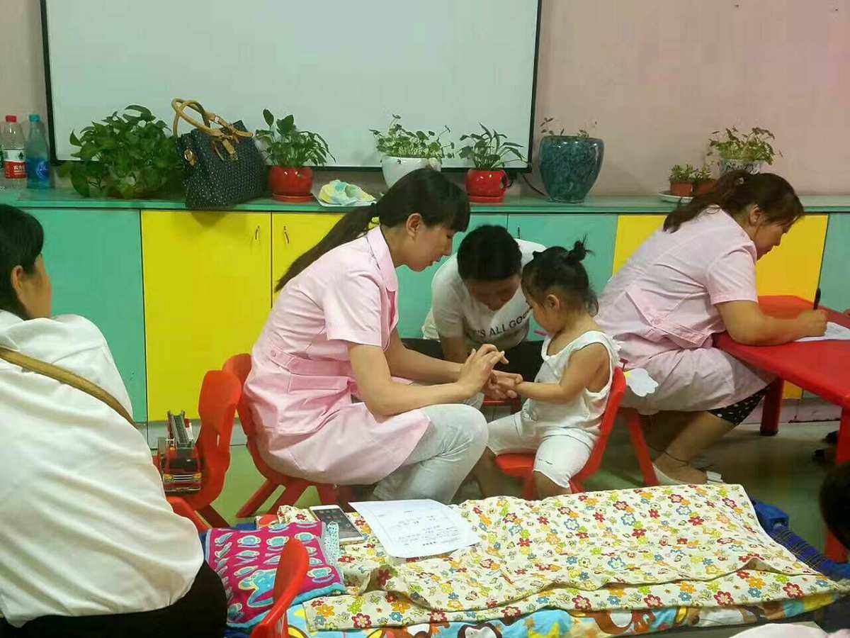 郑州培训小儿推拿(郑州小儿推拿培训学校排名)